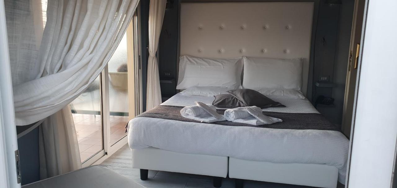 Hotel Zia Piera Chiavari Dış mekan fotoğraf